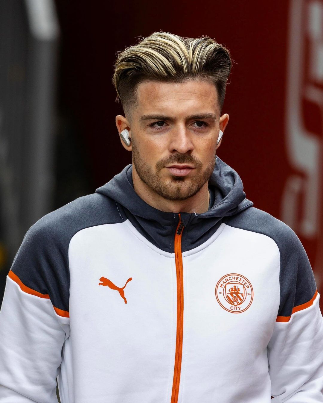 开云体育网址-阿扎伦卡在SKT比赛中刷新纪录，比赛局势复杂引发热议！引发球迷热议-开云体育网址